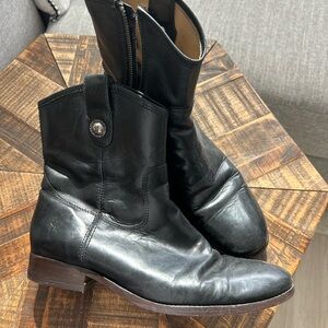 Frye Melissa Button Short Bootie